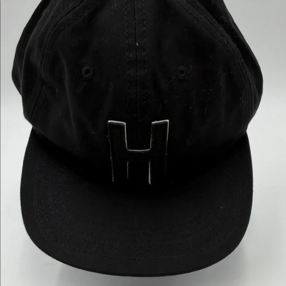 Herschel Supply Company Black Cotton Baseball Cap with H Logo - Picture 2 of 7